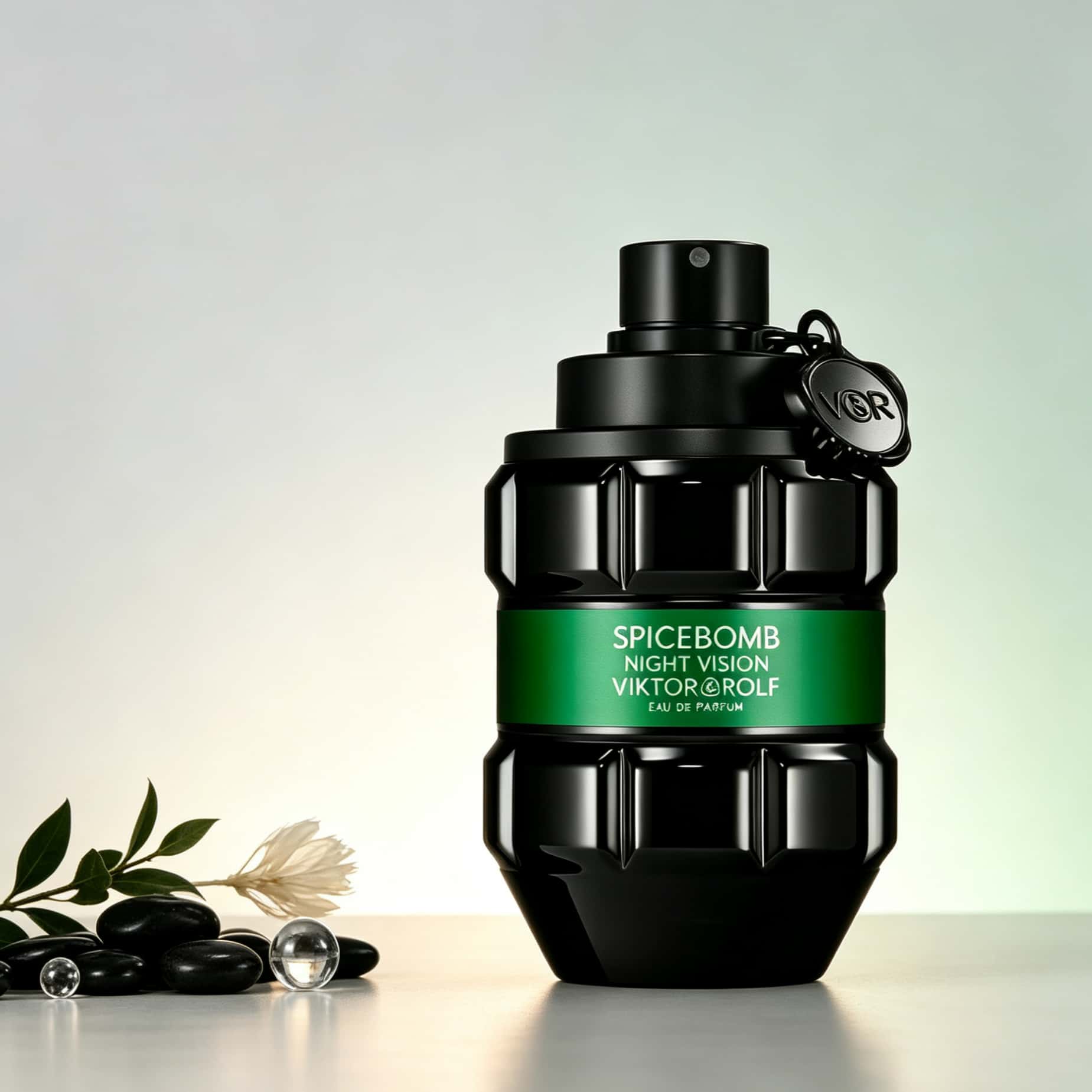 빅터 앤 롤프 나이트 비전 EDP 남성용 향수, 블랙  - Pure Perfume Fragrance 리뷰 및 가격