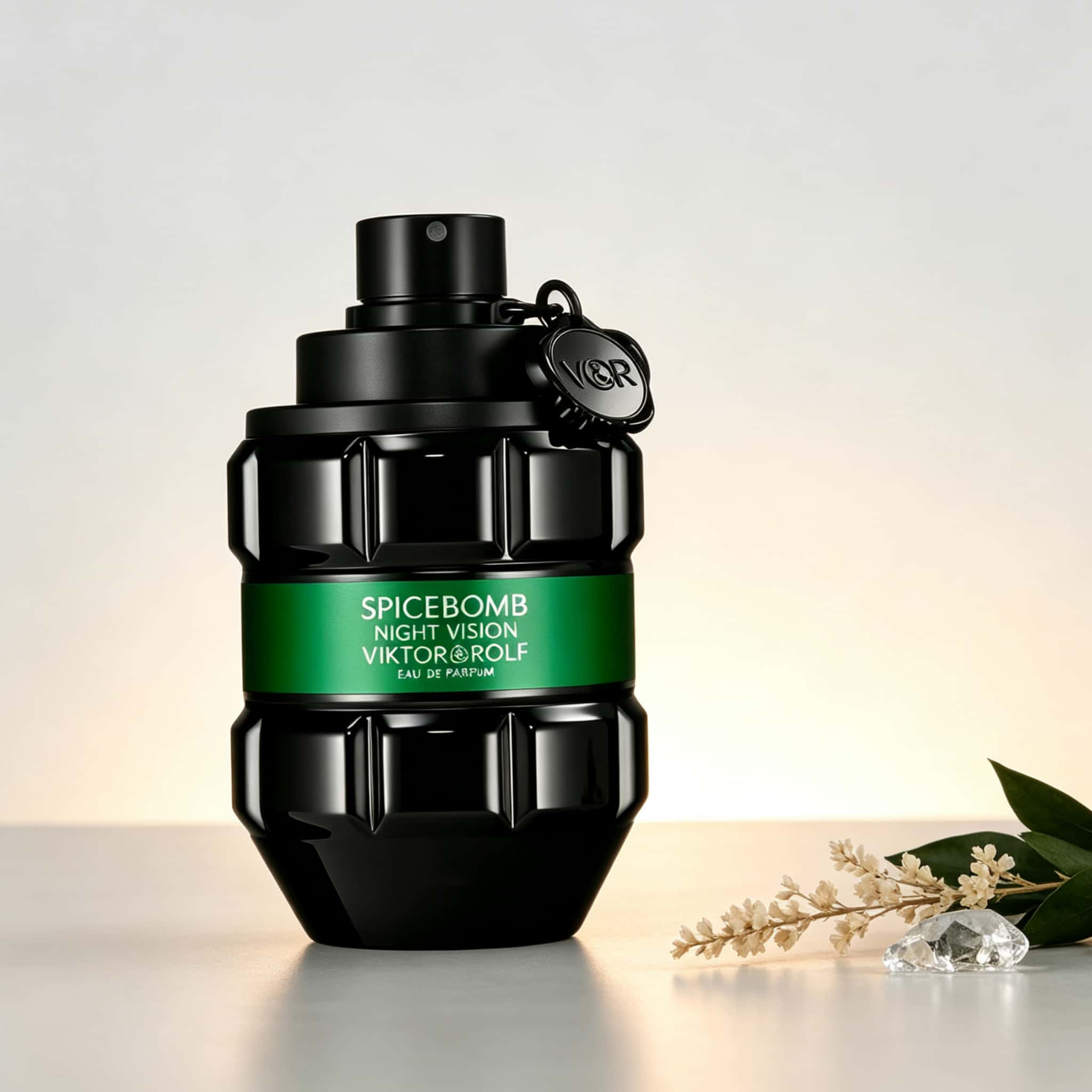빅터 앤 롤프 나이트 비전 EDP 남성용 향수, 블랙  - Pure Perfume Fragrance 리뷰 및 가격